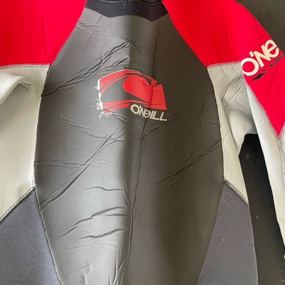 O’Neill reactor wetsuit size medium - Picture 4 of 7